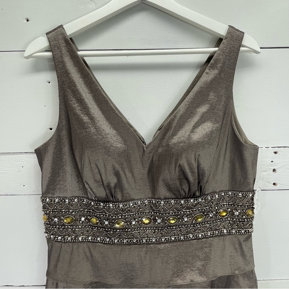 NWT Eliza J Long Multi Tiered Taffeta Jacket Dress in Taupe Size 10 - Picture 6 of 12